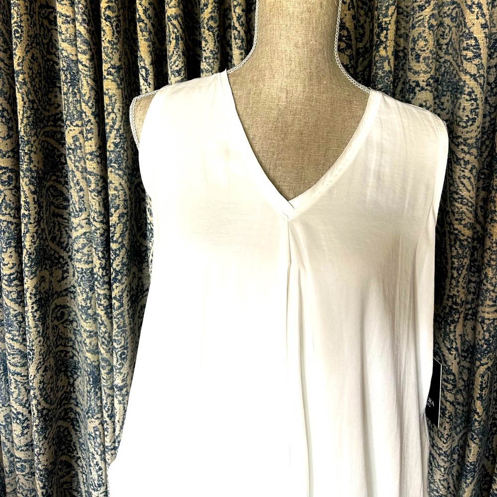 NWT! Women's Simply Vera Vera Wang White Handkerchief Flowy Tank Size XS - Picture 4 of 11